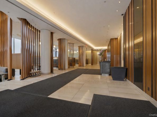 450 w. 42nd Street 57G, New York (Manhattan) NY 10036