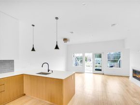 68 Foster Avenue 4, Hampton Bays NY 11946