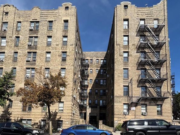 5005 43rd Avenue 5H, Woodside NY 11377