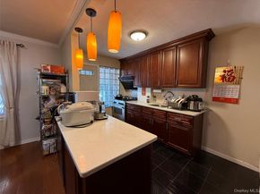 16904 22ND Avenue, Whitestone NY 11357