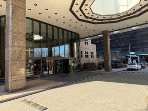 330 E 38th Street 12Q, New York (Manhattan) NY 10016