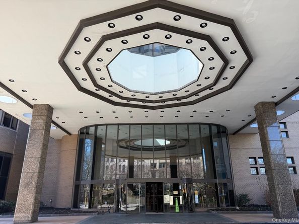 330 E 38th Street 12Q, New York (Manhattan) NY 10016