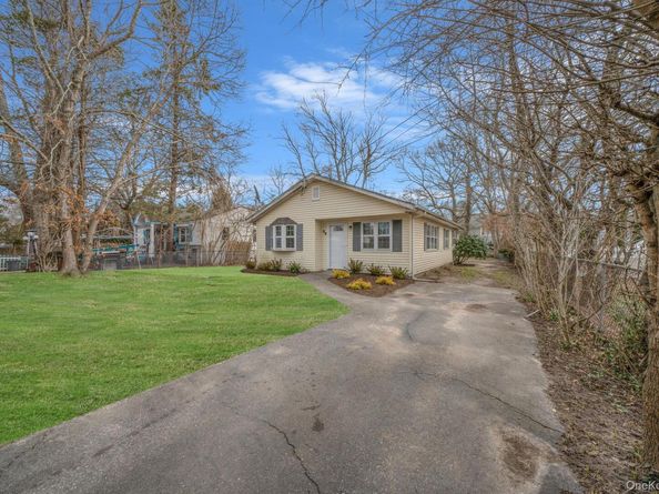38 Manor Drive, Shirley NY 11967