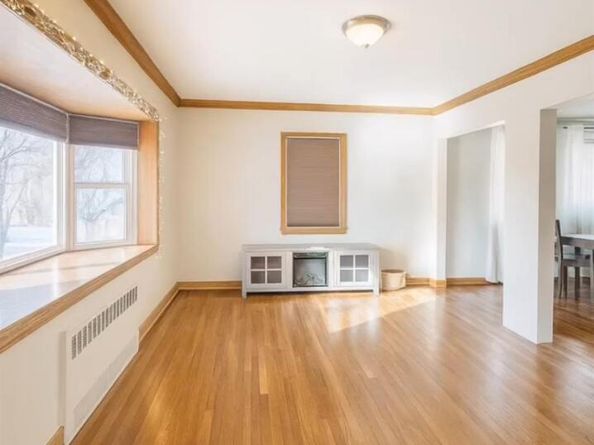 15833 73 Avenue, Fresh Meadows NY 11366