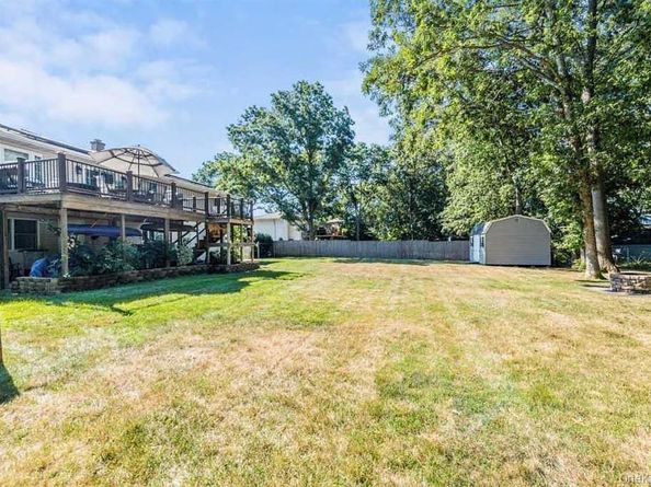16 Maryanne ave, Port Jefferson Station NY 11776