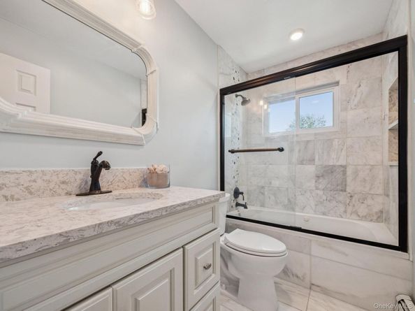 247 Woods Road, North Babylon NY 11703