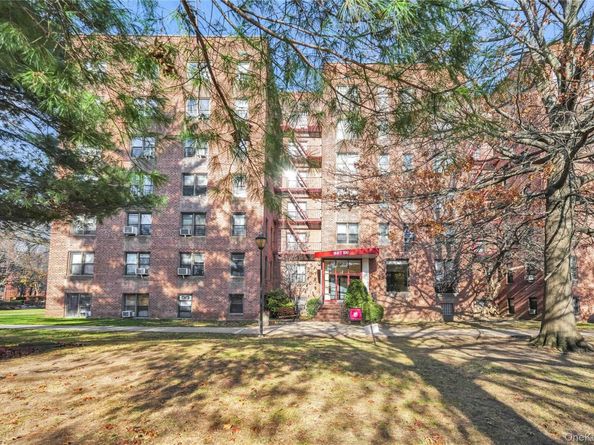 150-29 72nd Road 4H, Flushing NY 11367