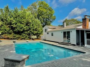 4 Halliday Road, Coram NY 11727