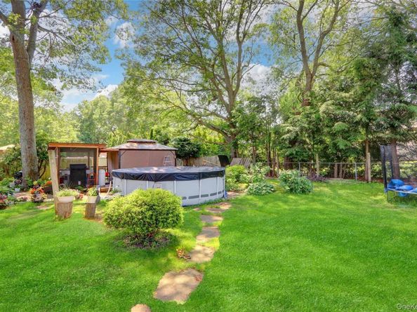 120 Avenue C, Holbrook NY 11741