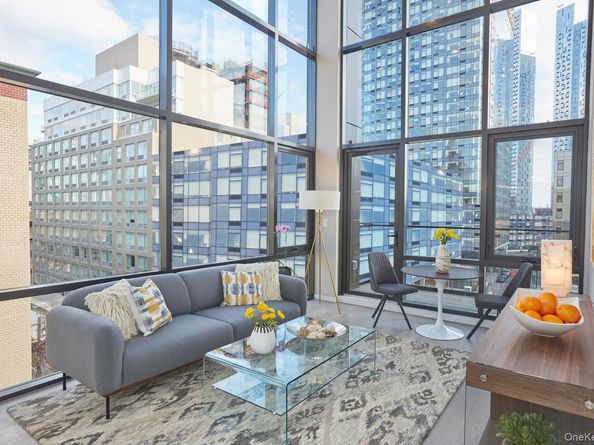 2412 42nd Road 6C, Long Island City NY 11101