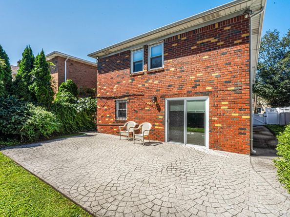 14-07 158th Street, Beechhurst NY 11357