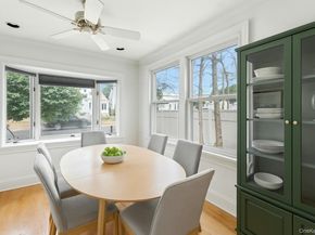 19404 110th Road, Saint Albans NY 11412