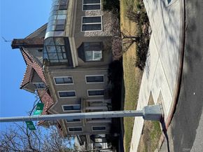 19404 110th Road, Saint Albans NY 11412