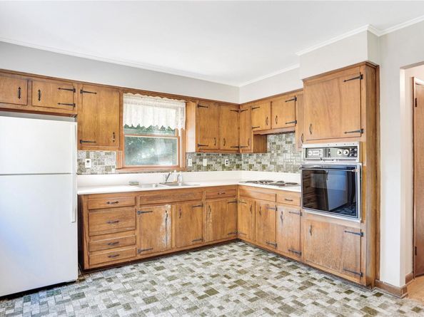 158 Woodbine Drive, Springs NY 11937