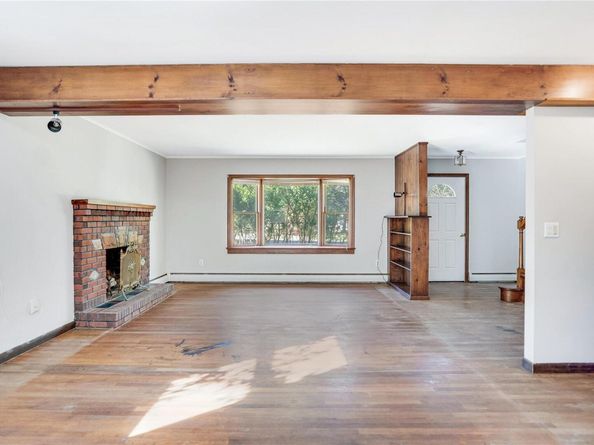 158 Woodbine Drive, Springs NY 11937