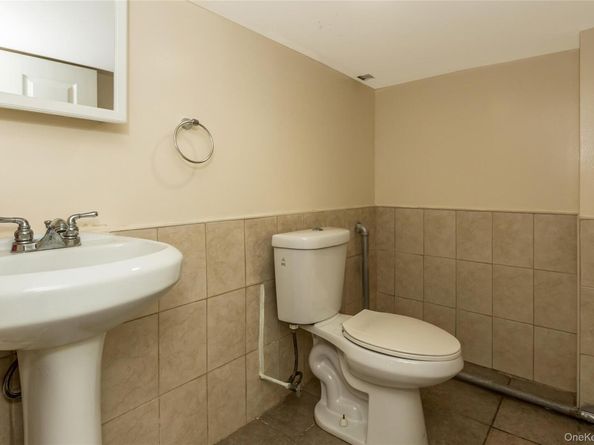 98-02 161st Avenue, Howard Beach NY 11414