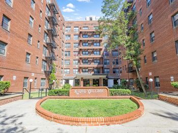 1165 E 54th
