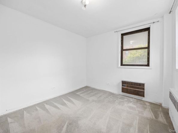 1165 E 54th 4R, Brooklyn NY 11234