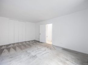 1165 E 54th 4R, Brooklyn NY 11234
