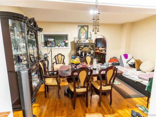 121-15 95th Avenue, Richmond Hill NY 11419