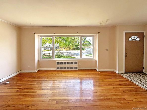 539 Mitchell Street, Uniondale NY 11553