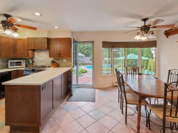 15 Christine Lane, East Northport NY 11731