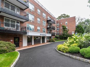 25 Canterbury Road