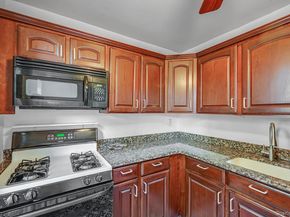 67-50 Thornton Place 4U, Forest Hills NY 11375