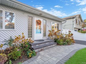 473 N Starlight Drive, Shirley NY 11967