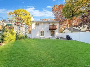 473 N Starlight Drive, Shirley NY 11967