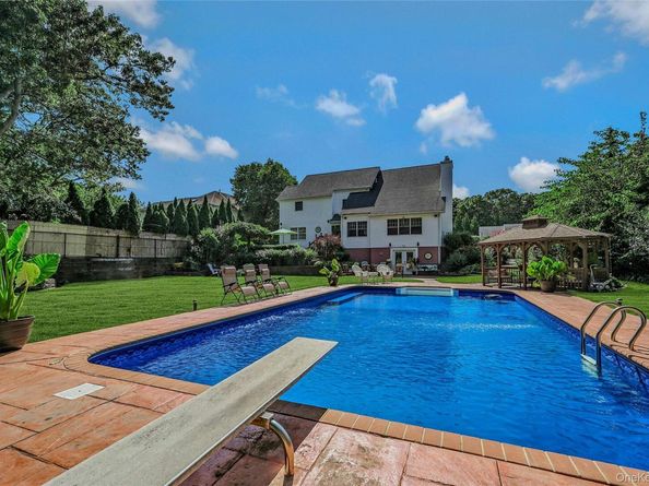 91 Groveland Park Boulevard, Sound Beach NY 11789