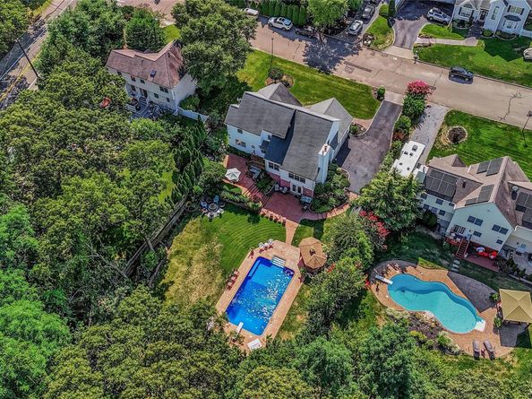 91 Groveland Park Boulevard, Sound Beach NY 11789
