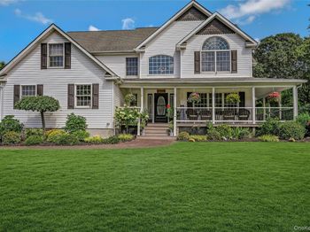 91 Groveland Park Boulevard