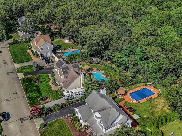 91 Groveland Park Boulevard, Sound Beach NY 11789