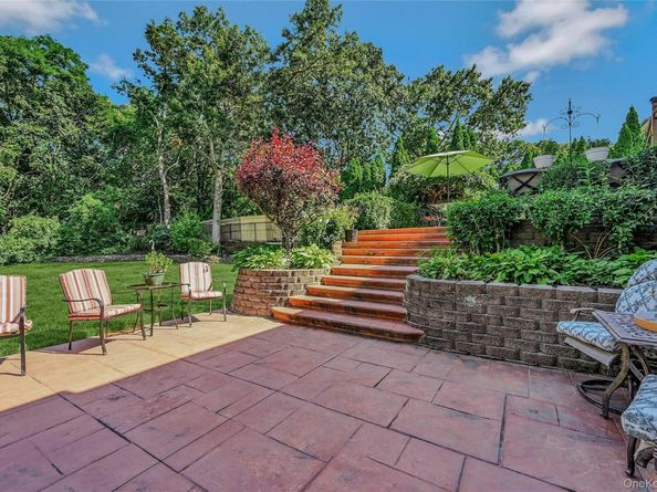 91 Groveland Park Boulevard, Sound Beach NY 11789