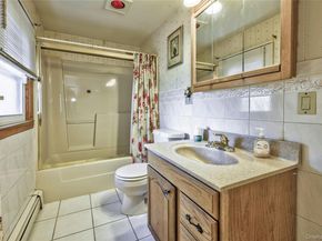 28 Reeves Avenue, Farmingdale NY 11735