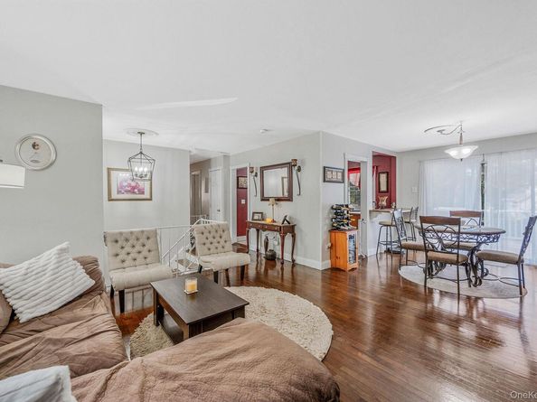 3 Wainscott Drive, Sound Beach NY 11789