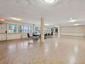 410 E Broadway 6V, Long Beach NY 11561