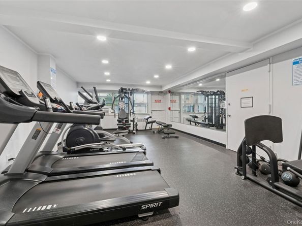 410 E Broadway 6V, Long Beach NY 11561
