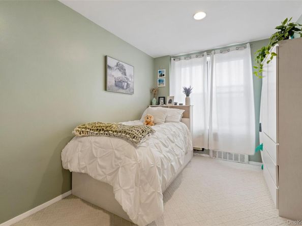 410 E Broadway 6V, Long Beach NY 11561