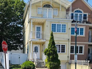 901 Dean Avenue