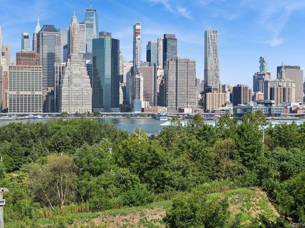 39 Remsen Street 2D, Brooklyn NY 11201