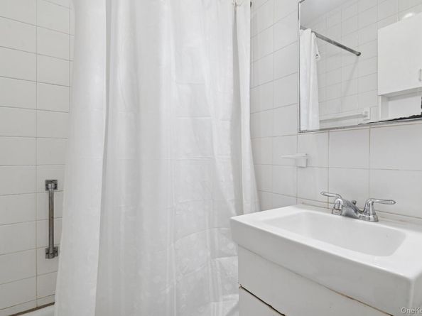 39 Remsen Street 2D, Brooklyn NY 11201