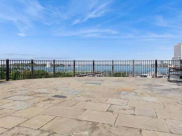 39 Remsen Street 2D, Brooklyn NY 11201