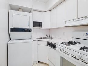 39 Remsen Street 2D, Brooklyn NY 11201