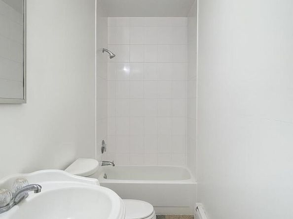 165 5th Street, Saint James NY 11780