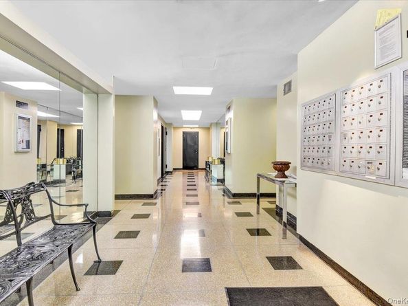 4 Fordham Hill Oval 16C, Bronx NY 10468