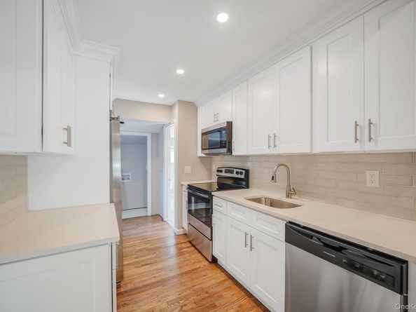 2 Myrtle Lane, Coram NY 11727