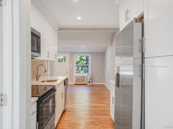 2 Myrtle Lane, Coram NY 11727
