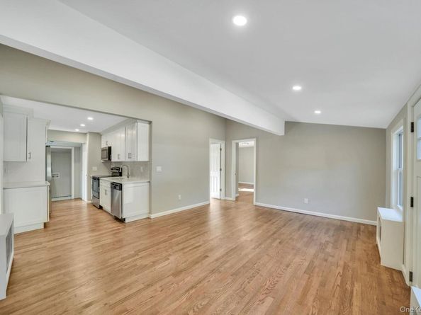 2 Myrtle Lane, Coram NY 11727